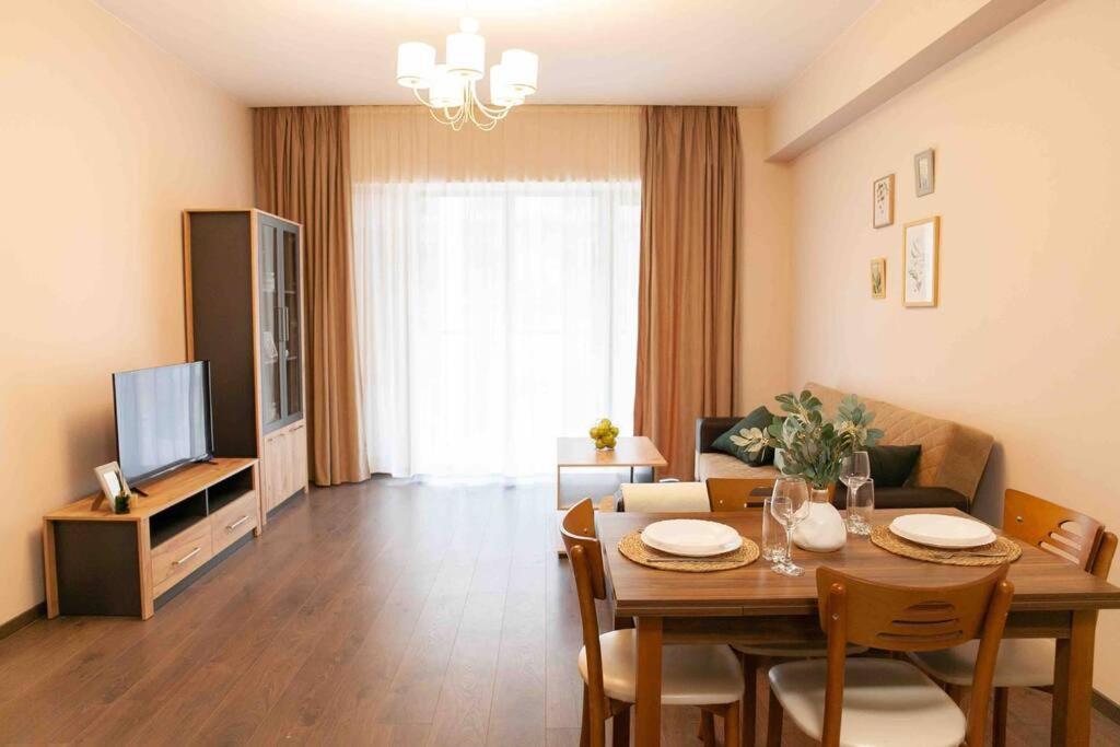 Gg Home - Cozy 1 Bedroom Apartment On Kazbegi Avenue 15 Tbilisi Esterno foto