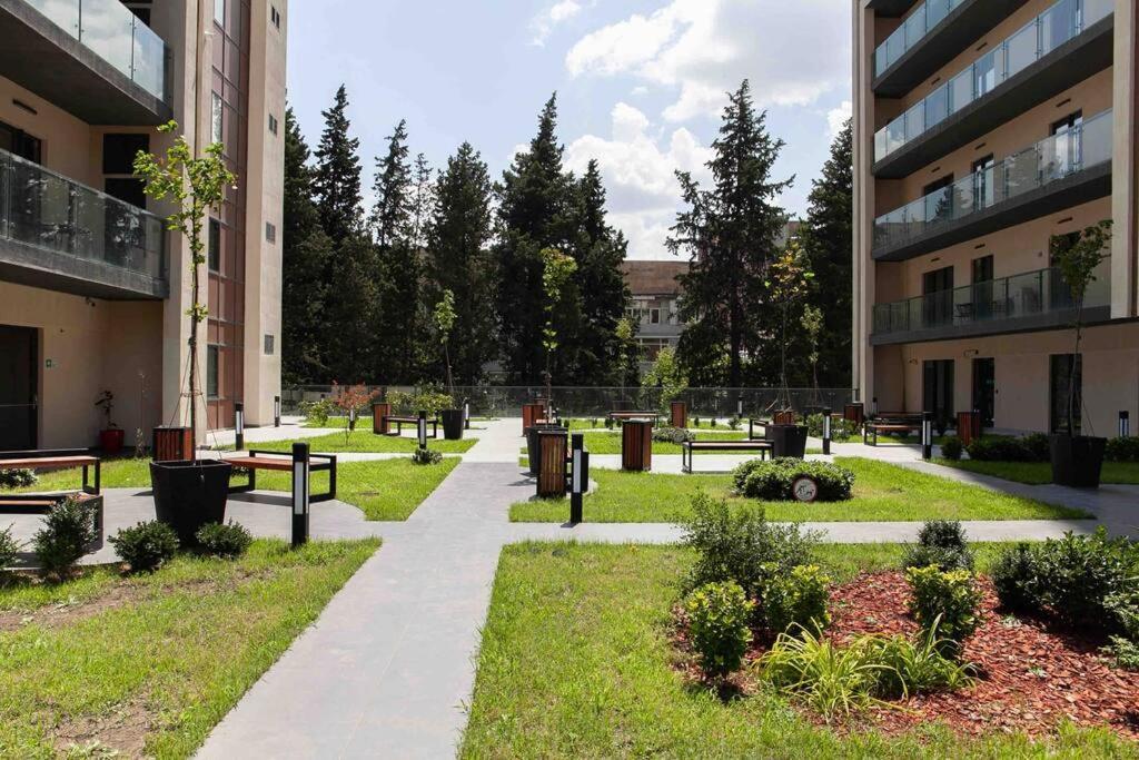 Gg Home - Cozy 1 Bedroom Apartment On Kazbegi Avenue 15 Tbilisi Esterno foto