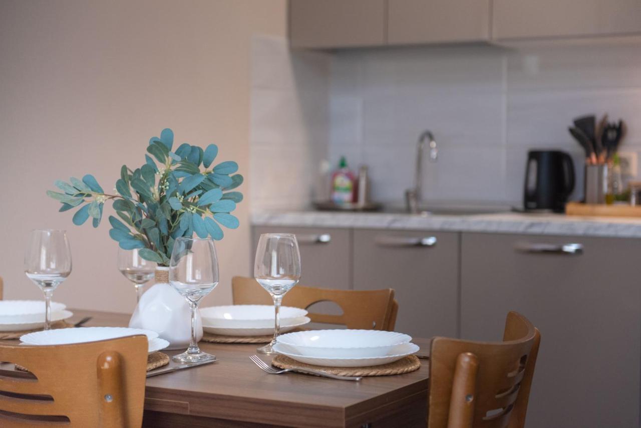 Gg Home - Cozy 1 Bedroom Apartment On Kazbegi Avenue 15 Tbilisi Esterno foto